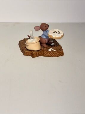 Vintage Disney Pooh & Friends ROO Figurine-Retired. Excellent Condition